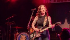 50 Best Country Songs About Hooking Up