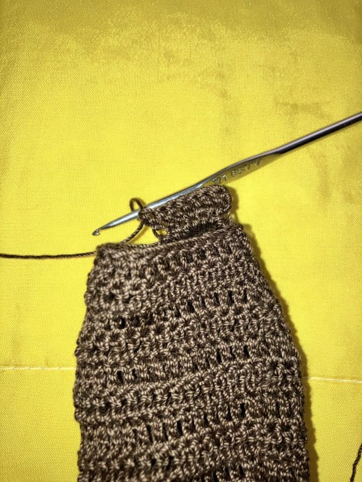 This is another angle where I have the first leg folded behind the yoke - taking good pictures is an underestimated task!