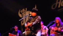 50 Best Country Songs About Writing Letters