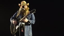 50 Best Country Songs About Slow Dancing