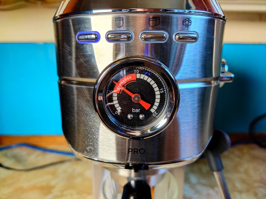 When brewing coffee, the pressure is noted on the gauge