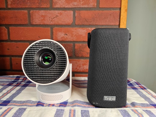 This projector works best when connected to a decent Bluetooth speaker