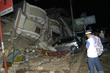 Ambacang Hotel after earth quake