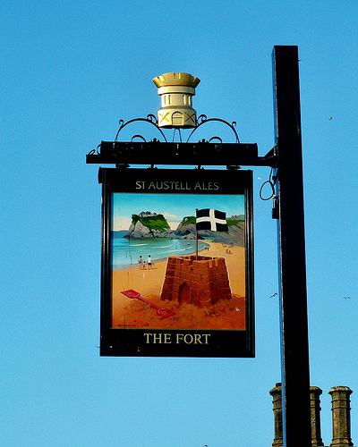 Holiday Activities for Children in Newquay: The Fort Inn pub sign.  