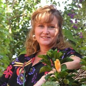 Julie Ortolon profile image