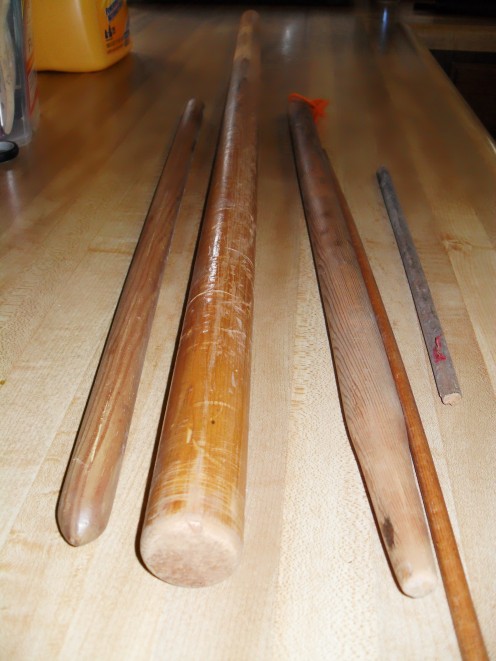 If possible use some recycled poles from old broom handles, a closet pole, or dowel rod for the stake. It will also serve as the body and the arms will be attached as well as the plastic bottle.