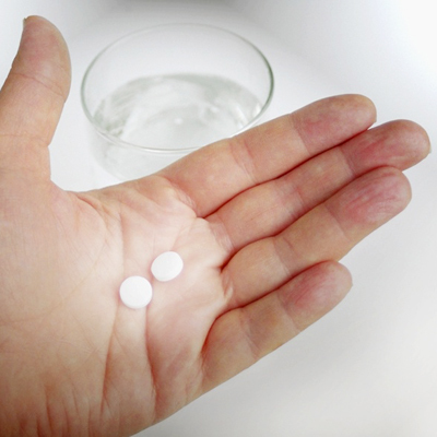 http://imgslide.health.com/images/slides/10388/full/hand-two-pills-400.jpg