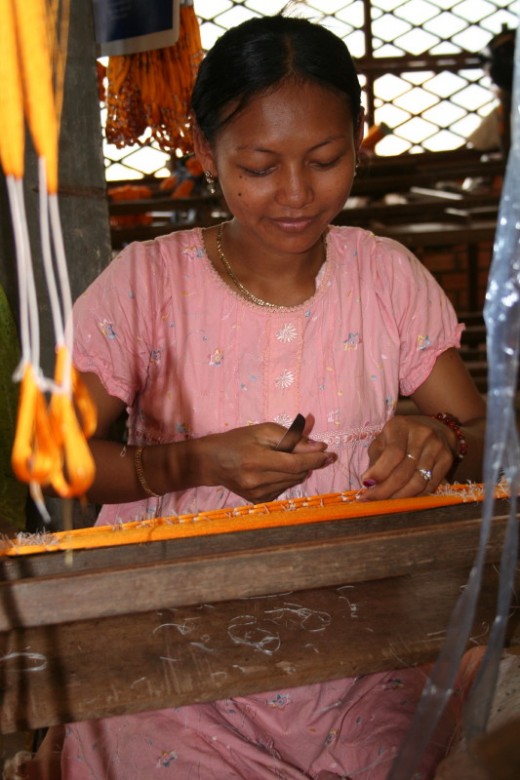 Weaving silk