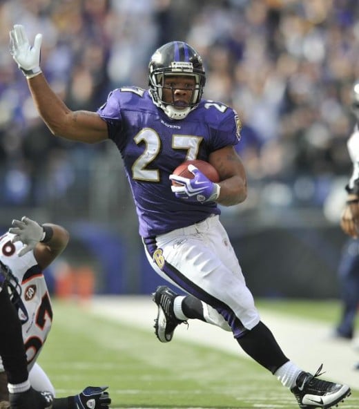 Baltimore Ravens running back Ray Rice carries the ball during the NFL football game against the Denver Broncos, Sunday, Nov. 1, 2009 in Baltimore. (AP Photo/Gail Burton)