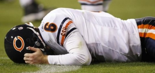 Chicago Bears quarterback Jay Cutler reacts after throwing an incomplete pass in the fourth quarter of an NFL football game against the San Francisco 49ers in San Francisco, Thursday, Nov. 12, 2009. The 49ers won 10-6. (AP Photo/Marcio Jose Sanchez)