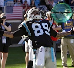 Carolina Panthers' Steve Smith (89) reacts after a touchdown catch against the Atlanta Falcons in the first half of an NFL football game in Charlotte, N.C., Sunday, Nov. 15, 2009. (AP Photo/Chuck Burton)