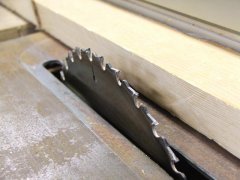 Cutting action - fingers need not apply