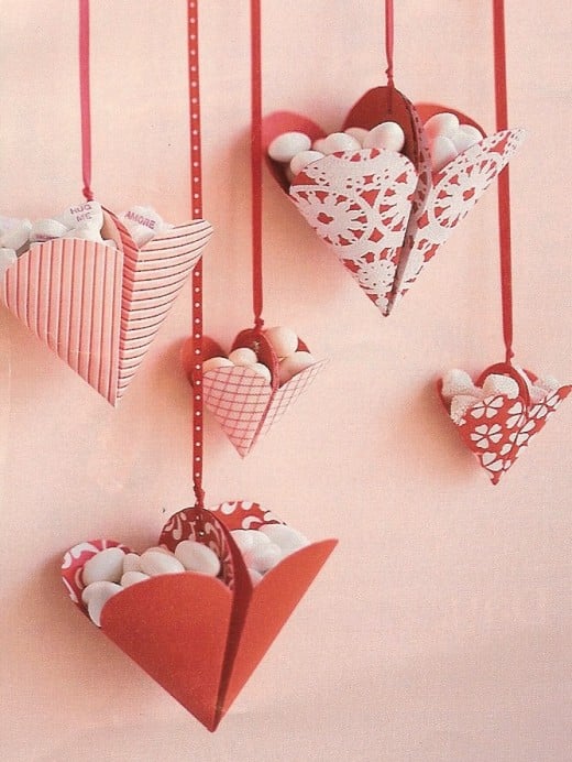 Bonbon-filled hearts