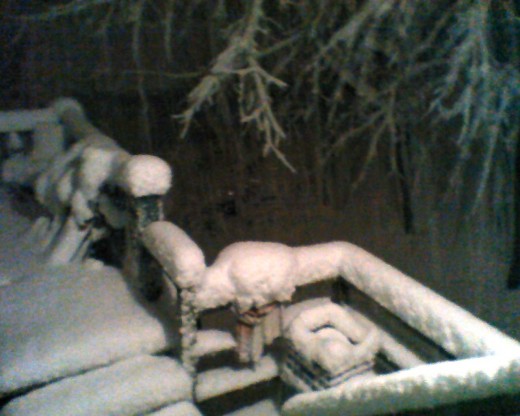 It's looking like a day off from school, an official snow day!