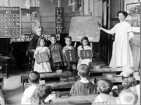 Spelling class in Chelsea, England in 1912.
