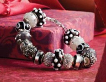 http://www.helzberg.com/category/expressions+for+helzberg.do