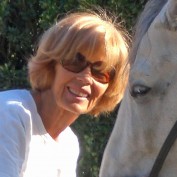 Carolyn Resnick profile image