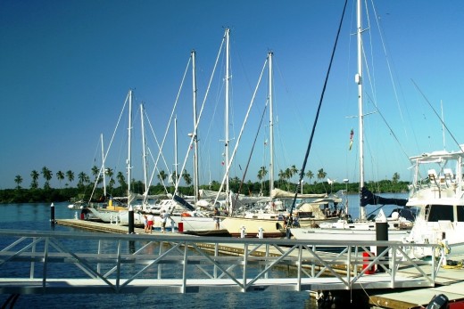 FONATUR (formerly SINGLAR) Marina - San Blas - Swimming pool, store, laundry, shipyard, and the best restrooms and showers in Mexico