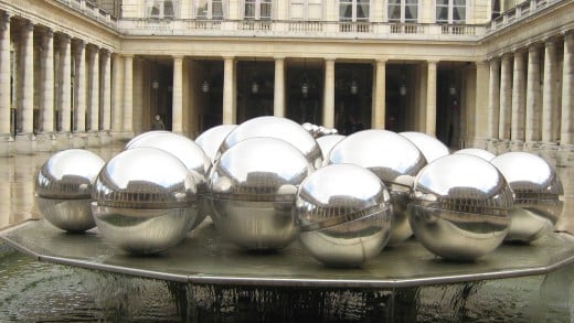 Les Jardins du Palais Royal, April 2008