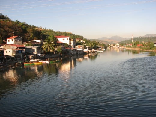 This canal was originally dug over 100 hundred years ago by the Spanish to create an island for better defense of what is now SBMA. Taken from Kalaklan bridge.