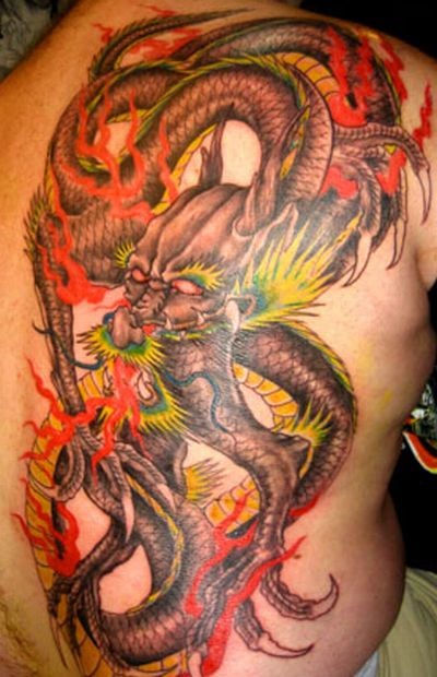 Dragon tattoo art idea.    Image taken from http://1st-japanesetattoos.blogspot.com copyright 2010.