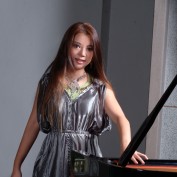 helenlinpiano profile image