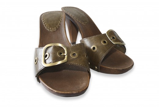 These shoes are a great example of earthy looking leather.  Use natural looking shoes when wearing boho.