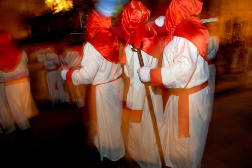 Holy Week Procession in Santiago de Compostela. - 'Procesion semana santa' - jpereira.jpg - 'Procesin de semana santa en Santiago de compostela (Galicia - Spain)' -  Date: 2007. - Source: http://www.jpereira.net/index.php?showimage=81 - Author: jpere