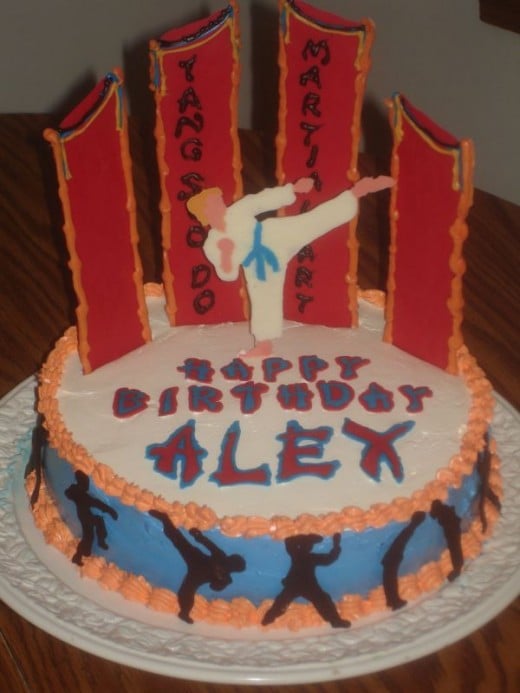 Photo Credit: CakeCentral.com 