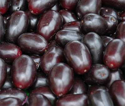 Indian blackberry. Tastes really nice with a bit of salt.