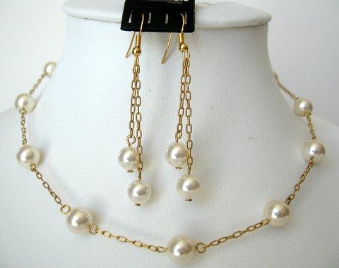 22k Gold Plated Swarovski Cream Pearls Handcrafted Necklace Set