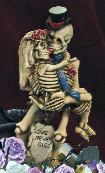 Love Never Dies figurine Example (this is one of many designs)