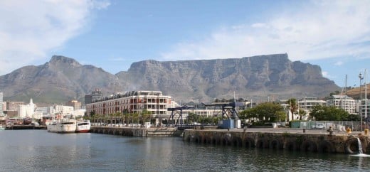 Table Mountain from the popular Victoria and Alfred Waterfront development. Photo Tony McGregor