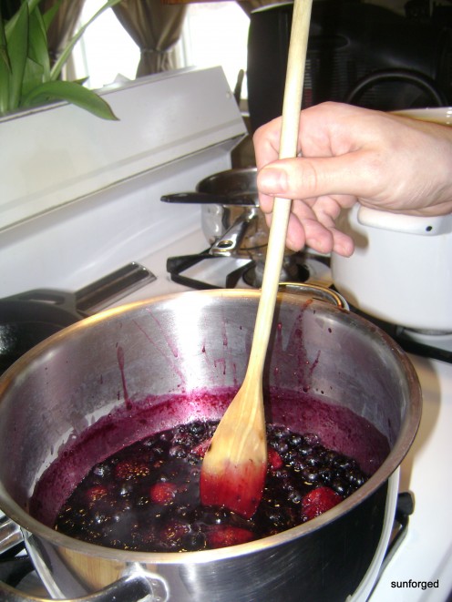 Dessert Pizza - Preparing the Fruit Base