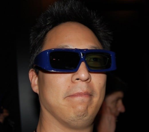 You can see the left lens is actually being blocked on these shutter 3d glasses.  Picture from engadget.com