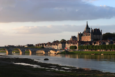 Evening in Gien