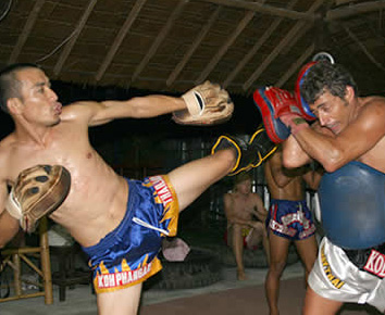 Muay Thai training in Koh Phangan