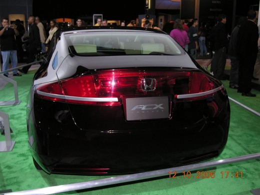 As you can see by the date on this photo, the Honda hybrid hydrogen concept car has been around since 2007.