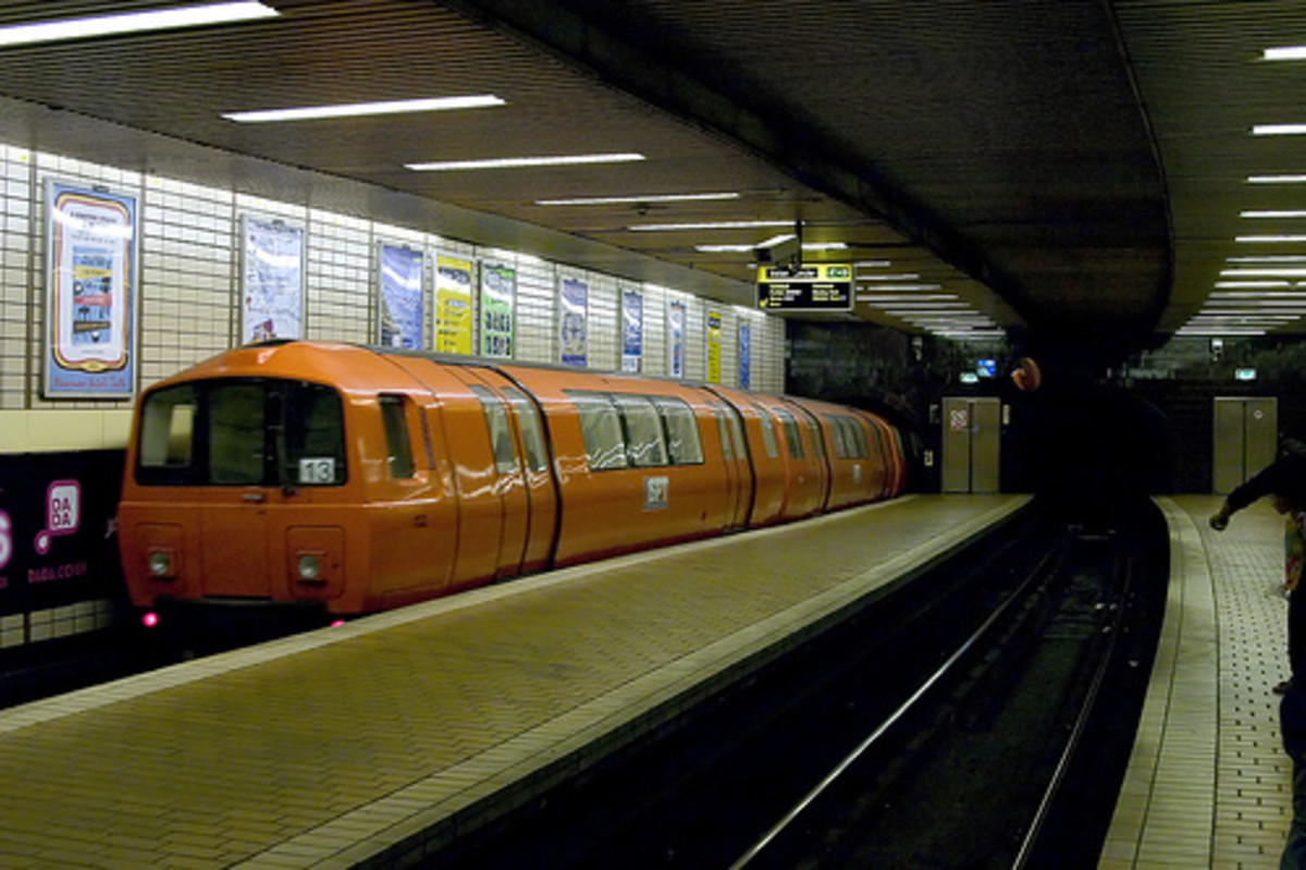 The bustling Glasgow subway