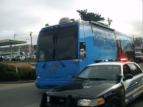 The Palin "Going Rogue" tour bus arrives at Rookwood Plaza.