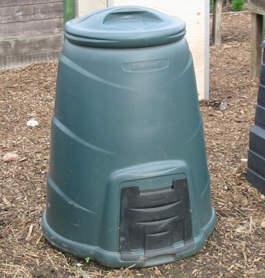 A good composter will have a lid and access to the finished product