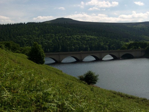 Ashopton Viaduct, Win Hill on the horizon to the south