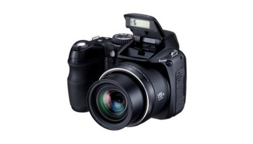 Fujifilm FinePix S2000HD camera
