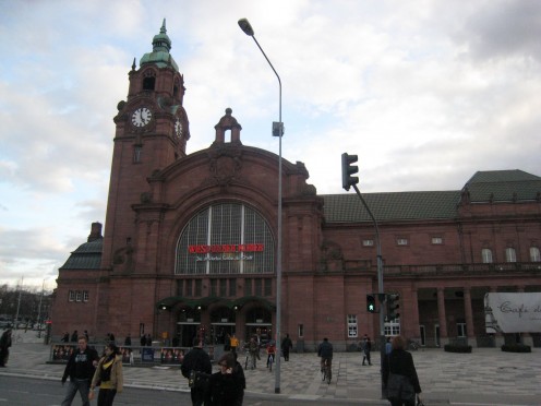 WIESBADEN TRAIN STATION