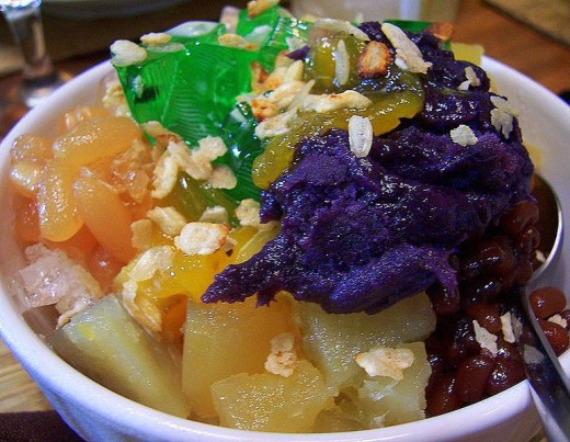 YUMMY HALO-HALO OR MIXED FRUIT S & SWEET PRESERVES IN CRUSHED ICE AND MILK