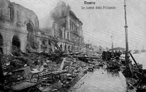 A destroyed building in Messina, after the earthquake.