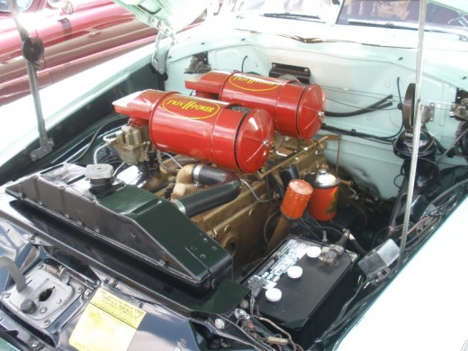 Twin H Power (2 Carbs), high Compression and 308 cu. in made the lightning-fast Hornet the biggest winner ever for NASCAR. Wikimedia Photo by Lars-Gran Lindgren 