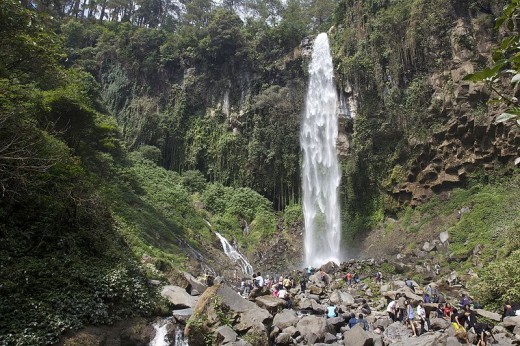 Grojogan sewu Waterfall wikipedia.com
