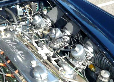 3 SU Carburetors in an Austin-Healey 3000