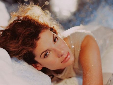 Falling in love-you should go with it, regardless of whether or not your heart gets smashed. You'll be a better person. Sandra Bullock. www.brainyquote.com